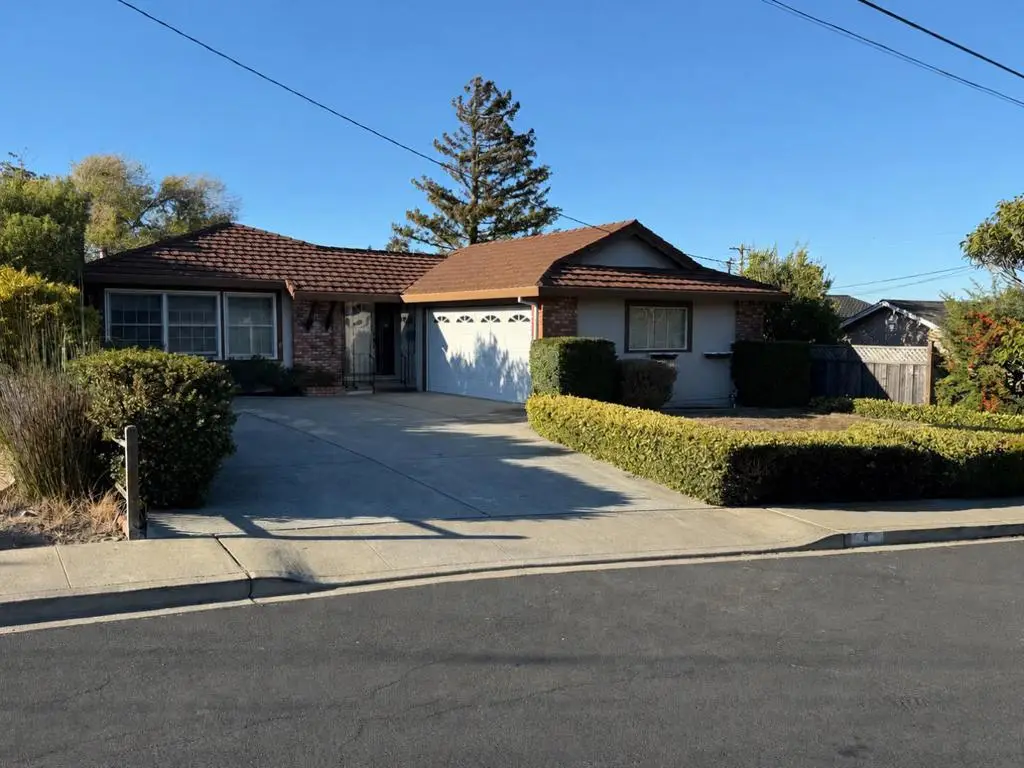 4 Christian Court, Belmont, CA 94002 - #1
