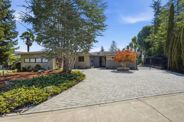 886 Heather Drive, San Carlos, CA 94070