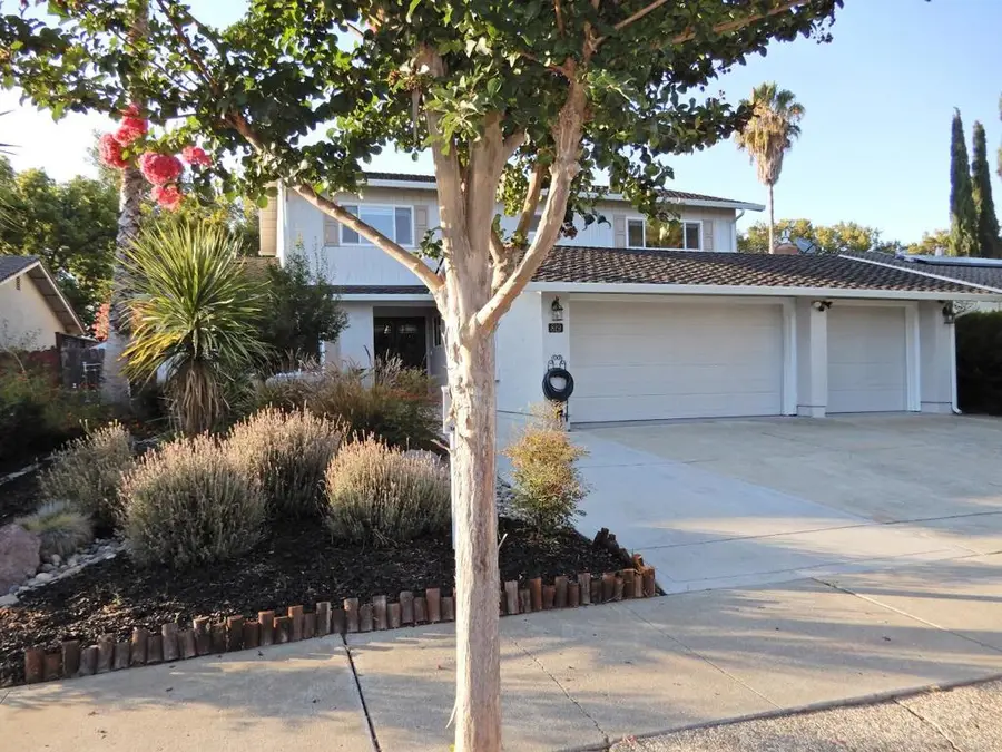 819 Cumberland Drive, Gilroy, CA 95020 - #2