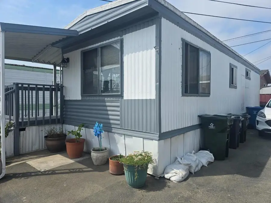 Baldwin Street #35, Salinas, CA 93906 - #3