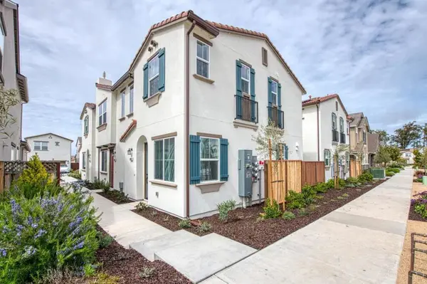3052 Macarthur Drive #D, Marina, CA 93933