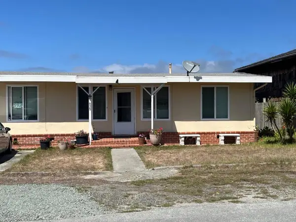 435 Dolores Avenue, Half Moon Bay, CA 94019