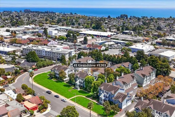41 Grandview Street #1203, Santa Cruz, CA 95060