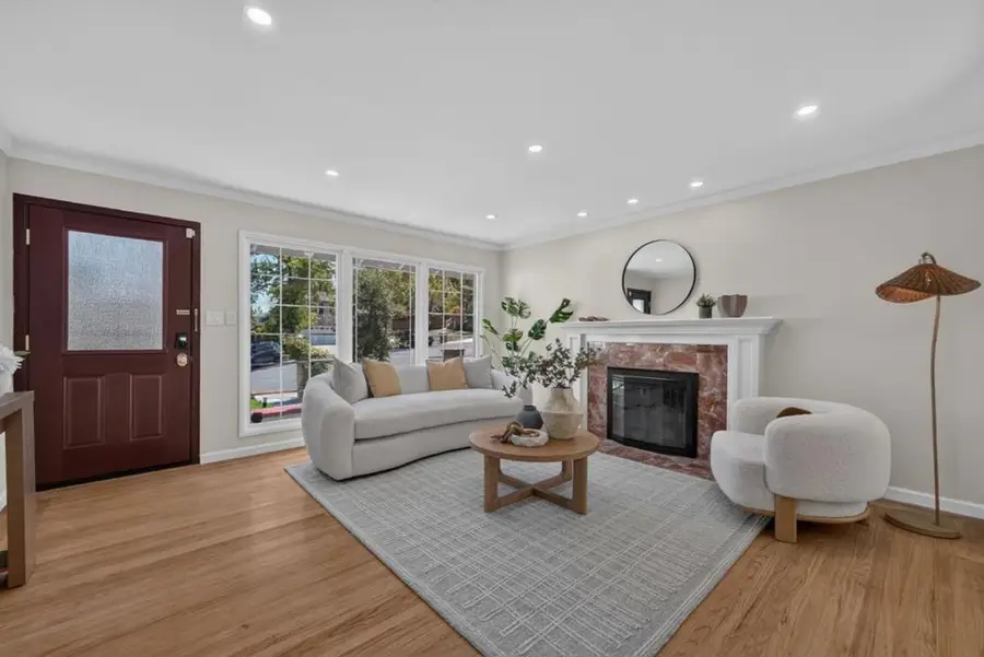 3050 Hastings Avenue, Redwood City, CA 94061 - #3