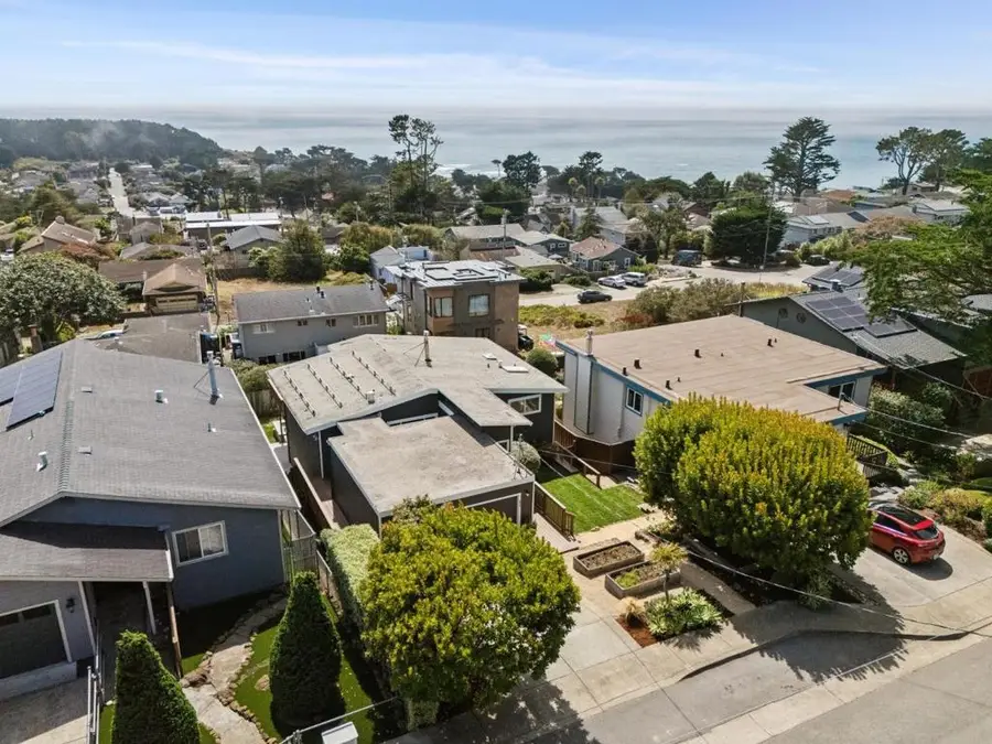 830 Buena Vista Street, Moss Beach, CA 94038 - #2