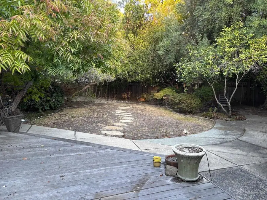 845 Los Robles Avenue, Palo Alto, CA 94306 - #3