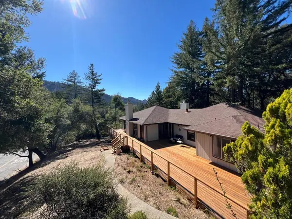 109 Crows Nest Drive, Boulder Creek, CA 95006