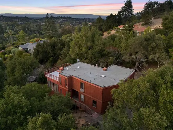 11490 Summit Wood Road, Los Altos Hills, CA 94022