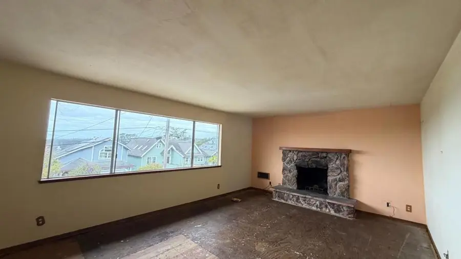 930 Ferdinand Avenue, El Granada, CA 94018 - #3