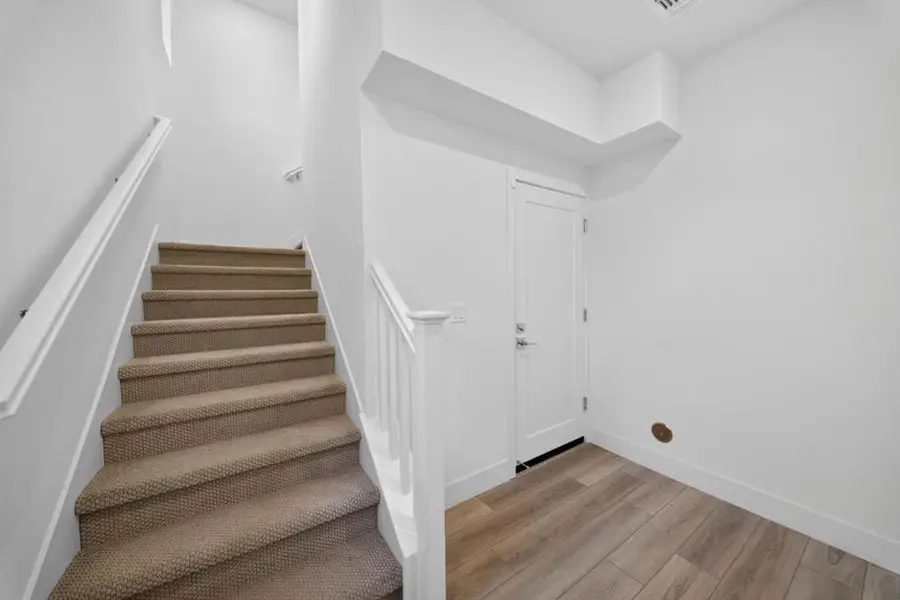 3891 Vanguard #1004, Fremont, CA 94538 - #3