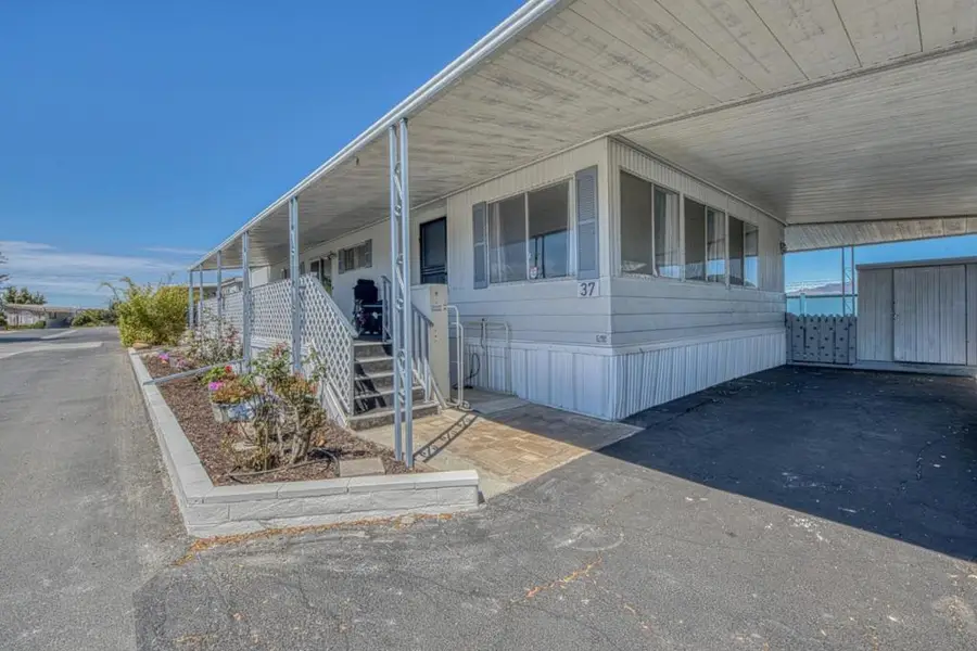 150 Kern Street #37, Salinas, CA 93905 - #3