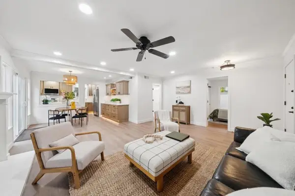 19417 Vineyard Lane, Saratoga, CA 95070