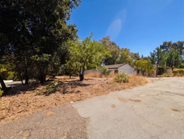 20032 Herriman Avenue, Saratoga, CA 95070