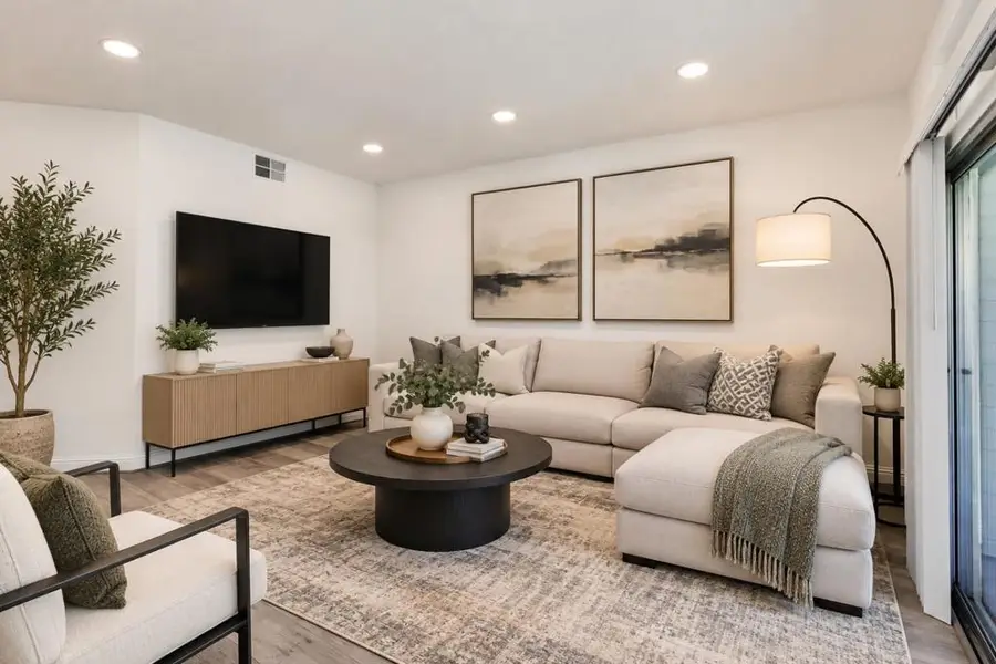 482 Shadowgraph Drive, San Jose, CA 95110 - #3