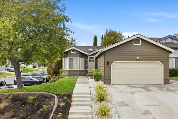 921 Clinton Place, Pleasanton, CA 94566