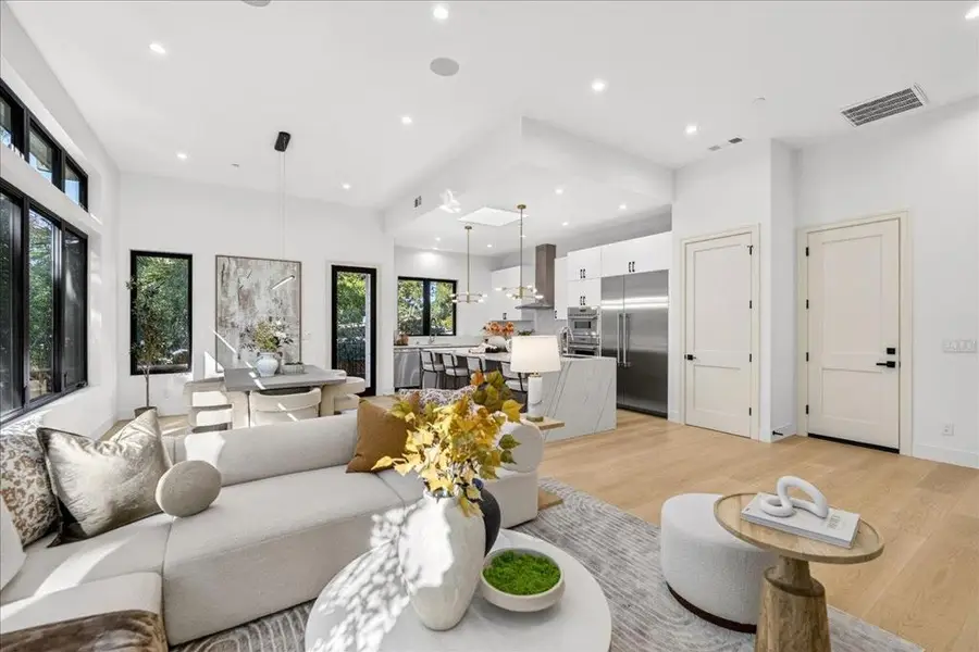 1084 Moffett Circle, Palo Alto, CA 94303 - #2