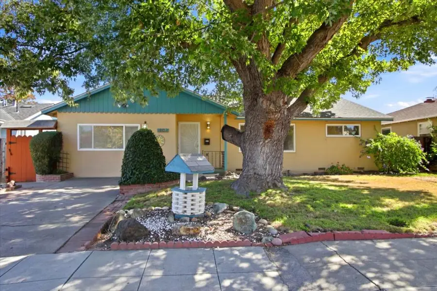 894 Hazelnut Court, Sunnyvale, CA 94087 - #2