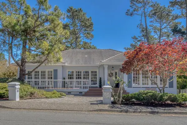 14 Stratford Place, Monterey, CA 93940
