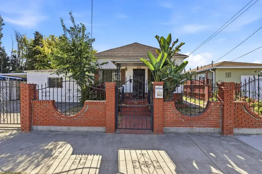 5619 Harmon Avenue, Oakland, CA 94621 - #2