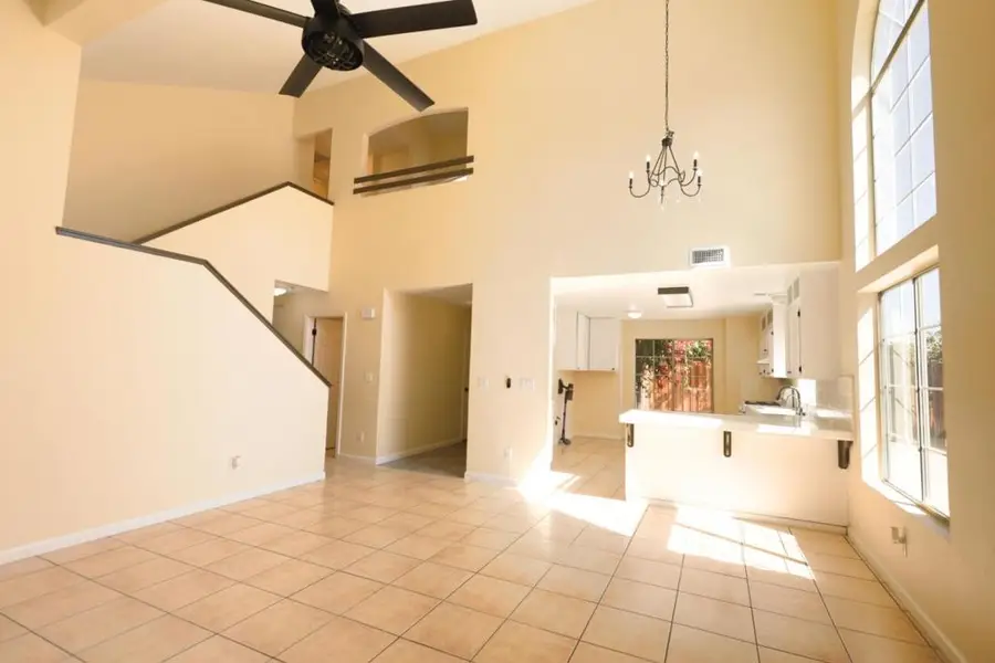 805 El Pinal Lane, Los Banos, CA 93635 - #2