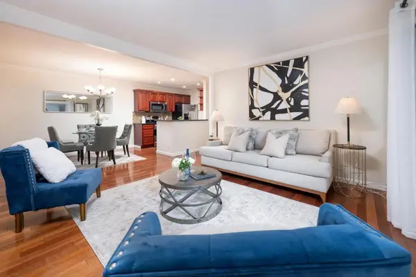 137 Piccadilly Place #C, San Bruno, CA 94066