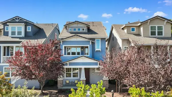 3818 Pyramid Way, Mountain View, CA 94043