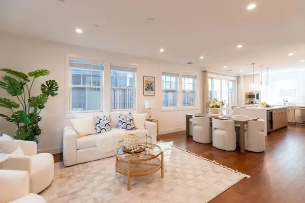 18823 Montalvo Oaks Circle, Monte Sereno, CA 95030