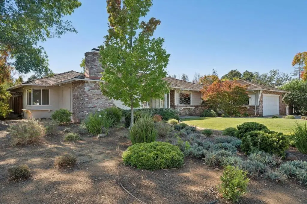 16 Alma Court, Los Altos, CA 94022 - #1