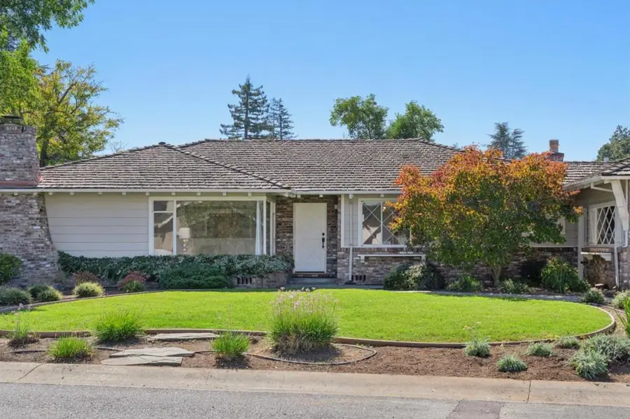 16 Alma Court, Los Altos, CA 94022 - #2