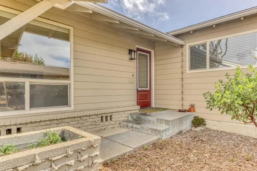 945 San Simeon Drive, Salinas, CA 93901 - #3