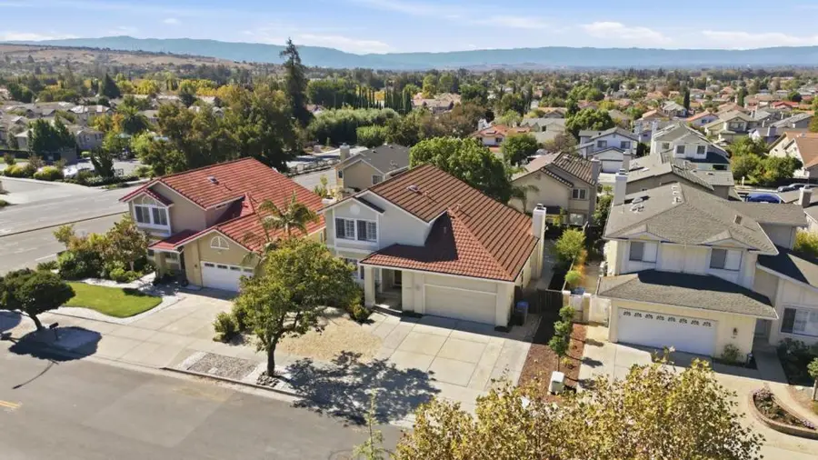 3493 Heritage Oaks Drive, San Jose, CA 95148 - #2