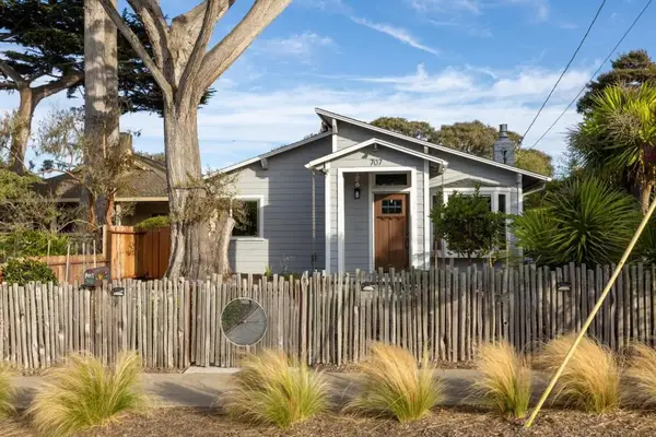 707 Walnut Street, Pacific Grove, CA 93950