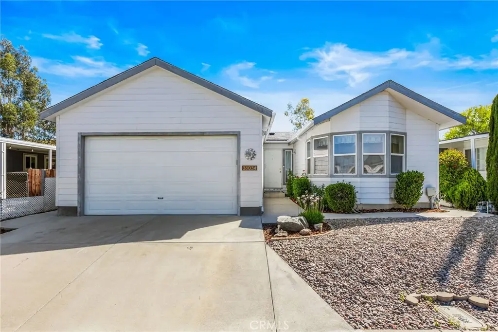 38034 Via Del Largo, Murrieta, CA 92563 - #1
