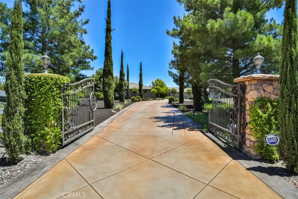 39520 Colleen Way, Temecula, CA 92592 - #1