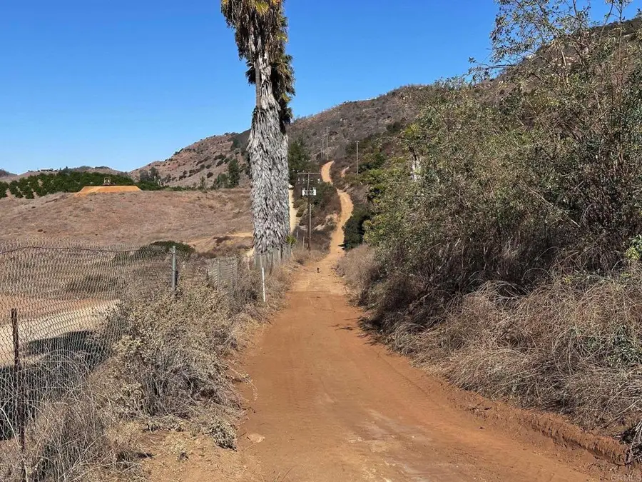 40 Oak Glen Road, Valley Center, CA 92082 - Image #2