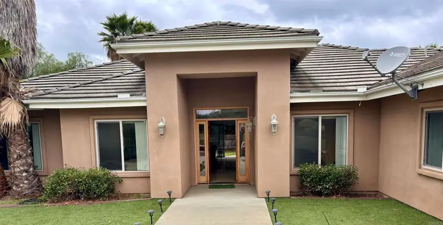 2399 Paige Circle, Fallbrook, CA 92028 - #2