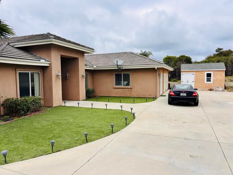 2399 Paige Circle, Fallbrook, CA 92028 - #3