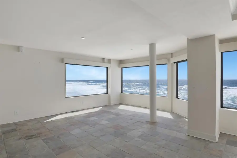 100 S Coast #409, La Jolla, CA 92037 - Image #2