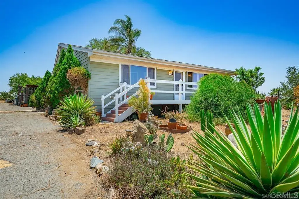 30727 Rolling Hills Drive, Valley Center, CA 92082 - Image #1