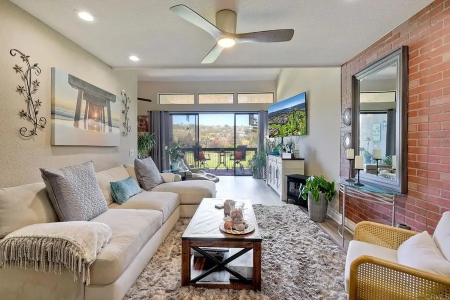 2564 Navarra Drive #213, Carlsbad, CA 92009 - Image #3