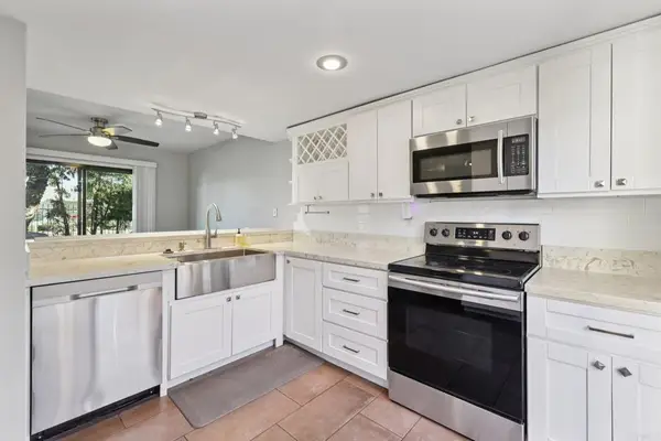 140 E El Norte Pkwy #44, Escondido, CA 92026