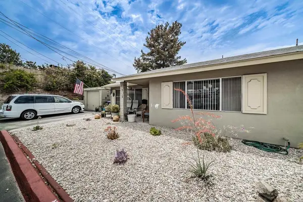 1037 43 Meadowlake Drive, Vista, CA 92084