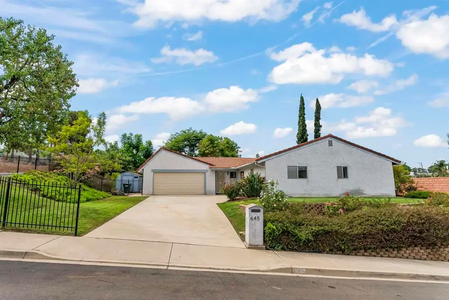 645 Rainbow Place, Escondido, CA 92027 - Image #3