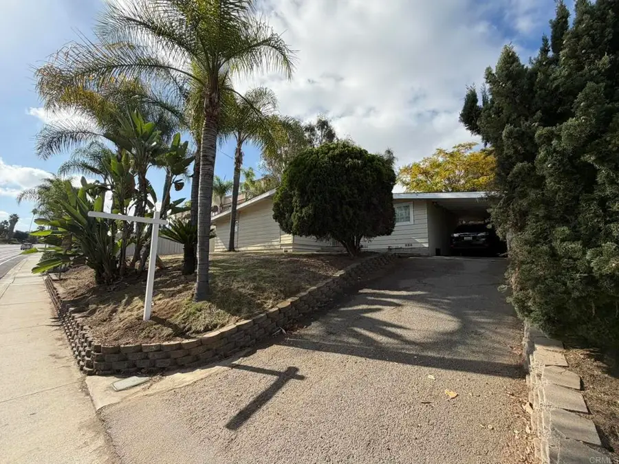 209 Civic Center Drive, Vista, CA 92084 - Image #3