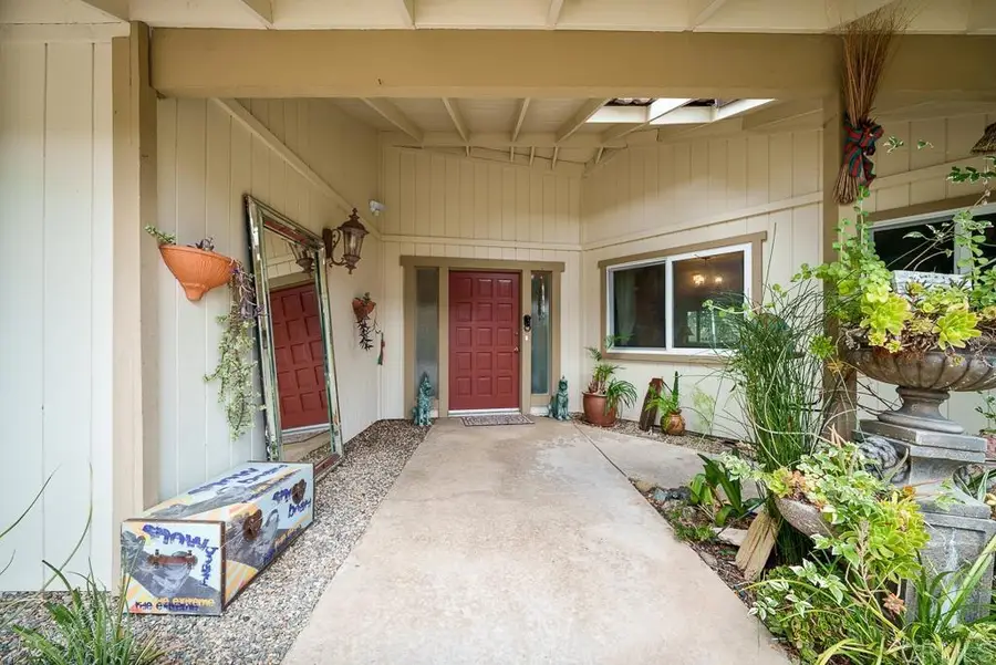 2719 Via Del Robles, Fallbrook, CA 92028 - Image #2