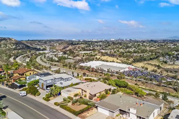 5165 Pacifica Drive, San Diego, CA 92109