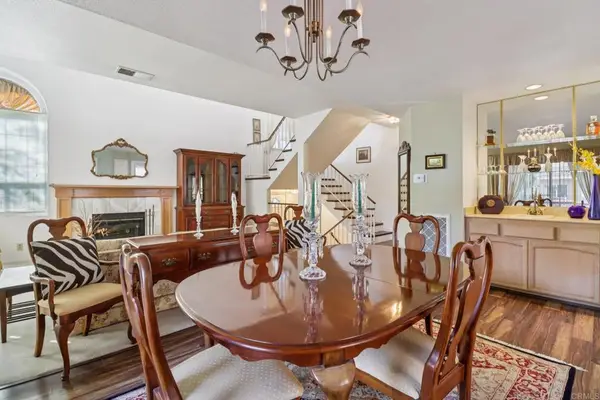 7747 Caminito Monarca #100, Carlsbad, CA 92009