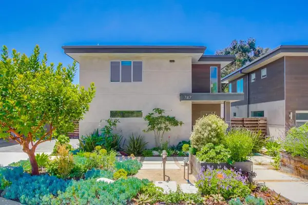 747 S. Cedros Ave., Solana Beach, CA 92075