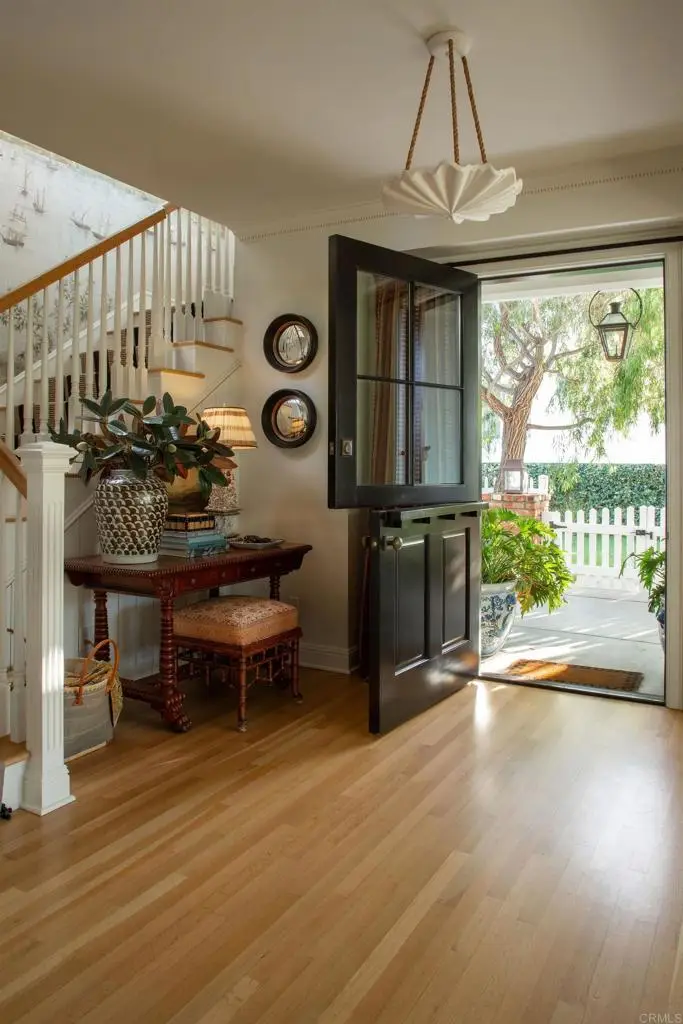 5735 Dolphin Place, La Jolla, CA 92037 - Image #3