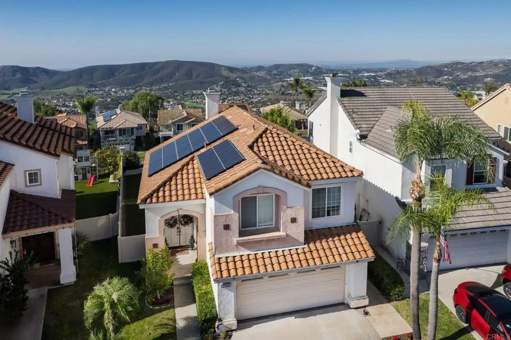 2466 Bear Rock Gln, Escondido, CA 92026 - Image #1